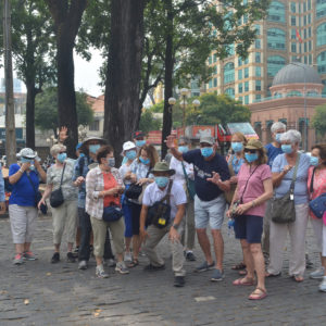 Prime Minister Phuc: “Every business must be a fortress“ – run out of ammunition