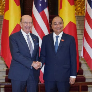 Will Vietnam escape being marked with „currency manipulation“ by US next year?