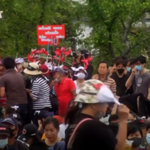 Đảo chính tại Myanmar: ‚Cha bắt mẹ‘