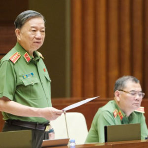 To Lam „takes responsibility“ for new passport not recognized by many countries