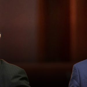 Thủ tướng Chính là „ngựa thồ“, Tổng Trọng là „lái buôn“. An phận hay đổi vai?