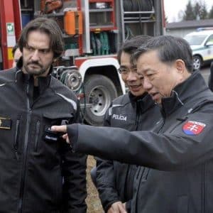 Vietnamese communist chief and police head shoot distrust, Germany responds with distrust towards Vietnamese Communist regime