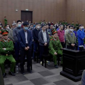 Tổng „đốt lò“ và nghịch lý về mối quan hệ giữa tăng trưởng kinh tế và tham nhũng