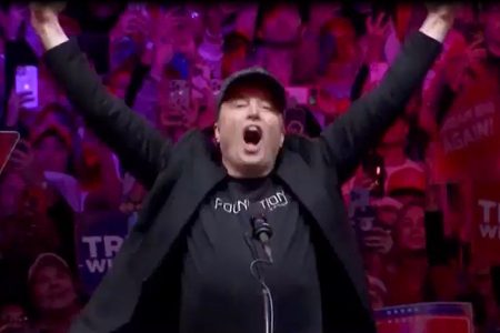 Musk lăng mạ Thủ tướng Scholz sau vụ tấn công ở Magdeburg: „Đồ ngốc bất tài“