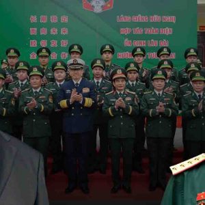 Tướng Giang mời kẻ thù truyền kiếp xát muối vào vết thương dân tộc!