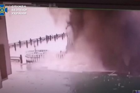 Vụ nổ tại Cầu Crimea – Mật vụ Ukraine làm hỏng các trụ đỡ